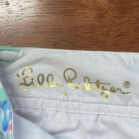 Lilly Pulitzer 5” Callahan Minty Fresh Shorts - Picture 4 of 16